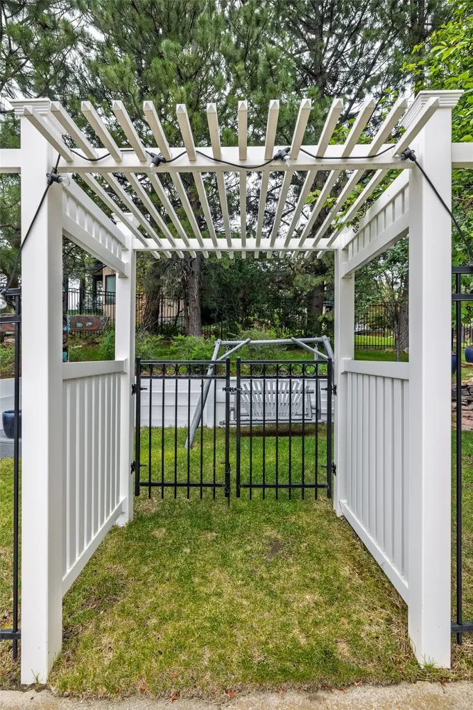 526 S Harris Street Helena MT 59601