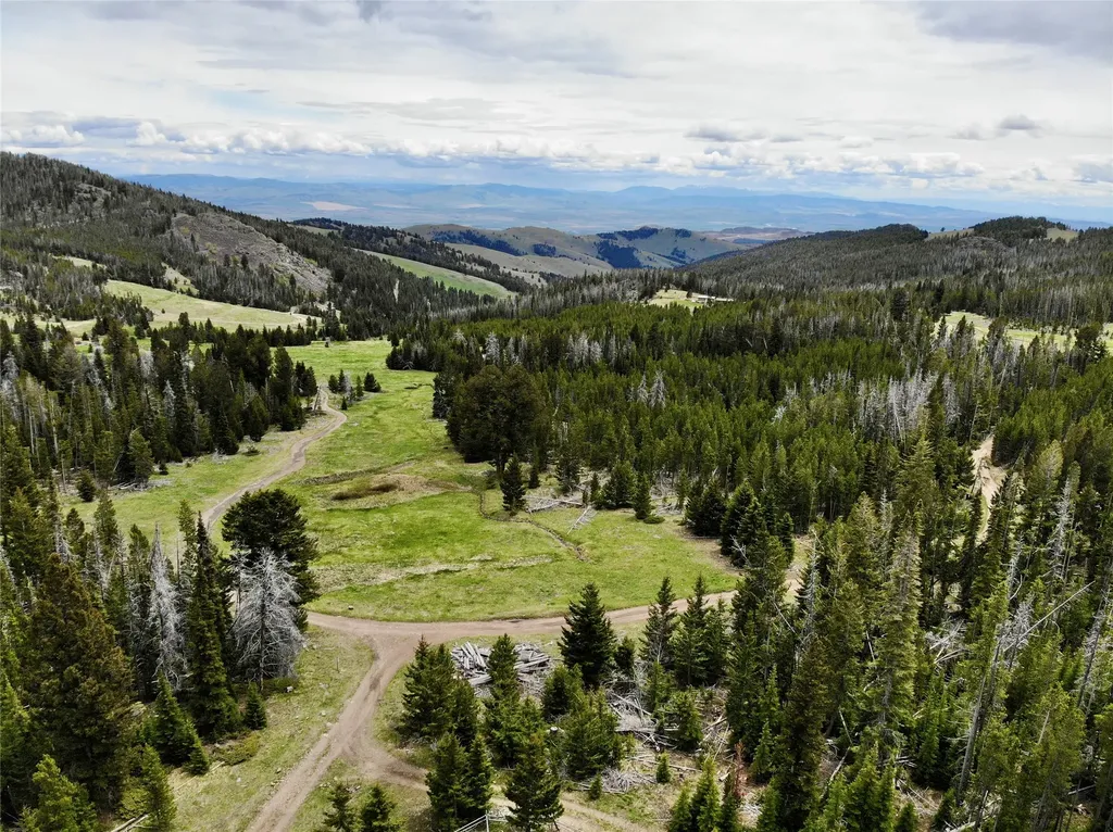 22 Indian Creek Road Townsend MT 59644