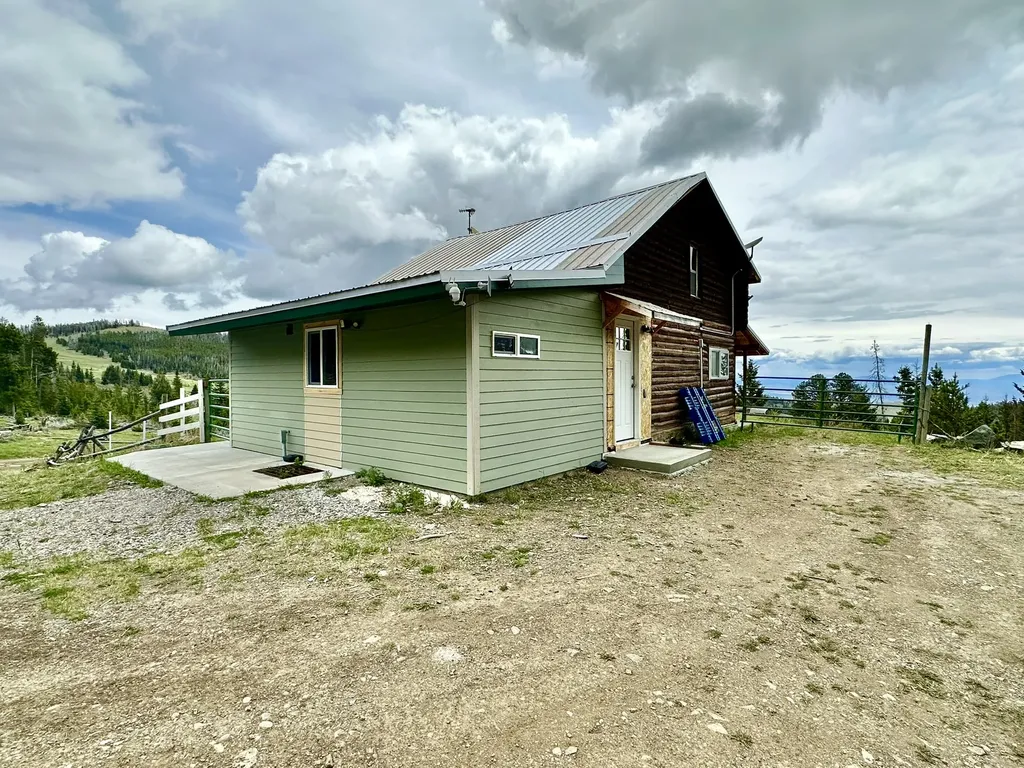 22 Indian Creek Road Townsend MT 59644
