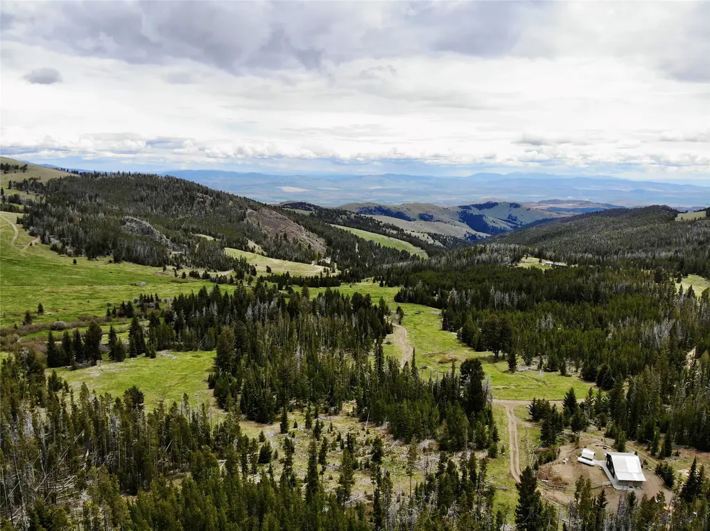 22 Indian Creek Road Townsend MT 59644