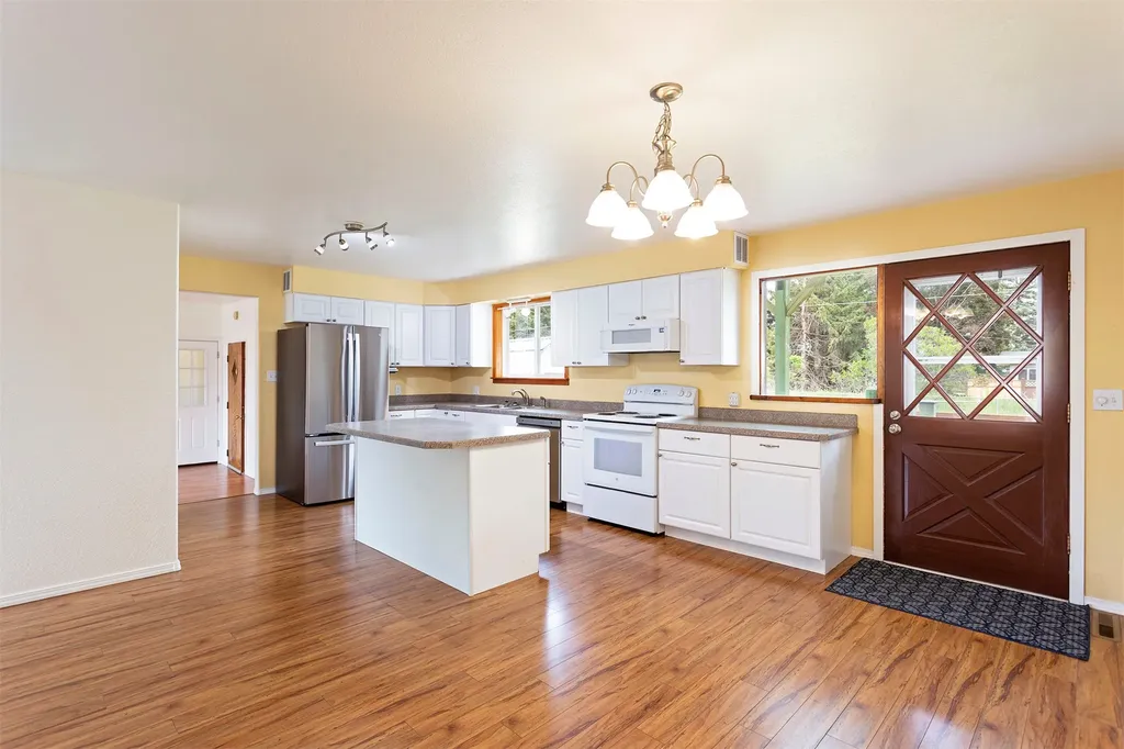 296 S Sapphire Street Hamilton MT 59840