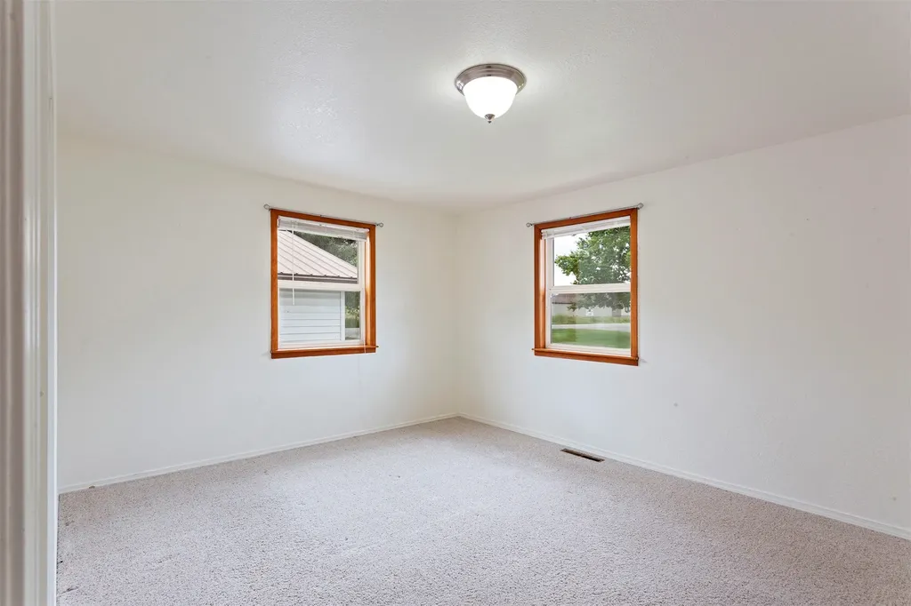 296 S Sapphire Street Hamilton MT 59840