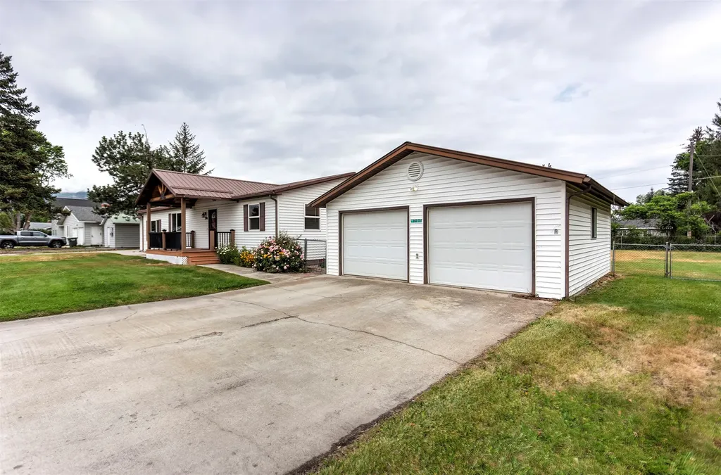 296 S Sapphire Street Hamilton MT 59840