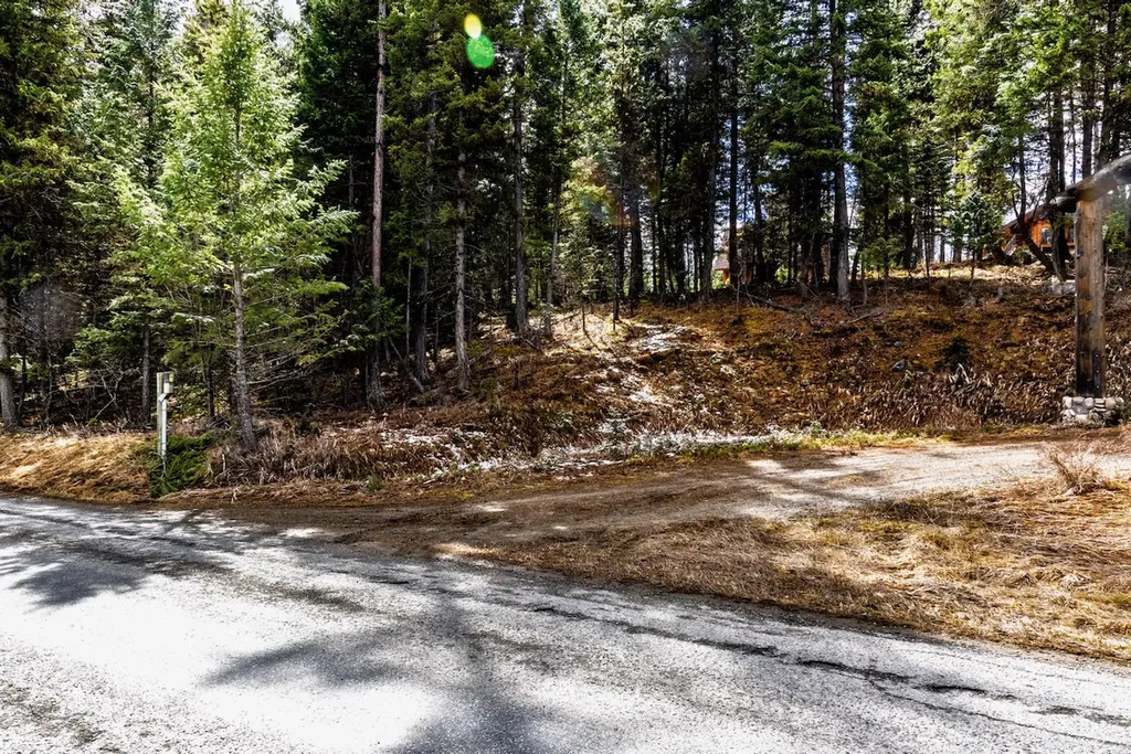 Nhn Glen Lake Road Eureka MT 59917