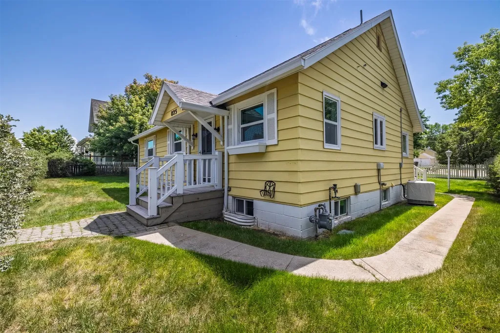 825 12th Avenue Helena MT 59601