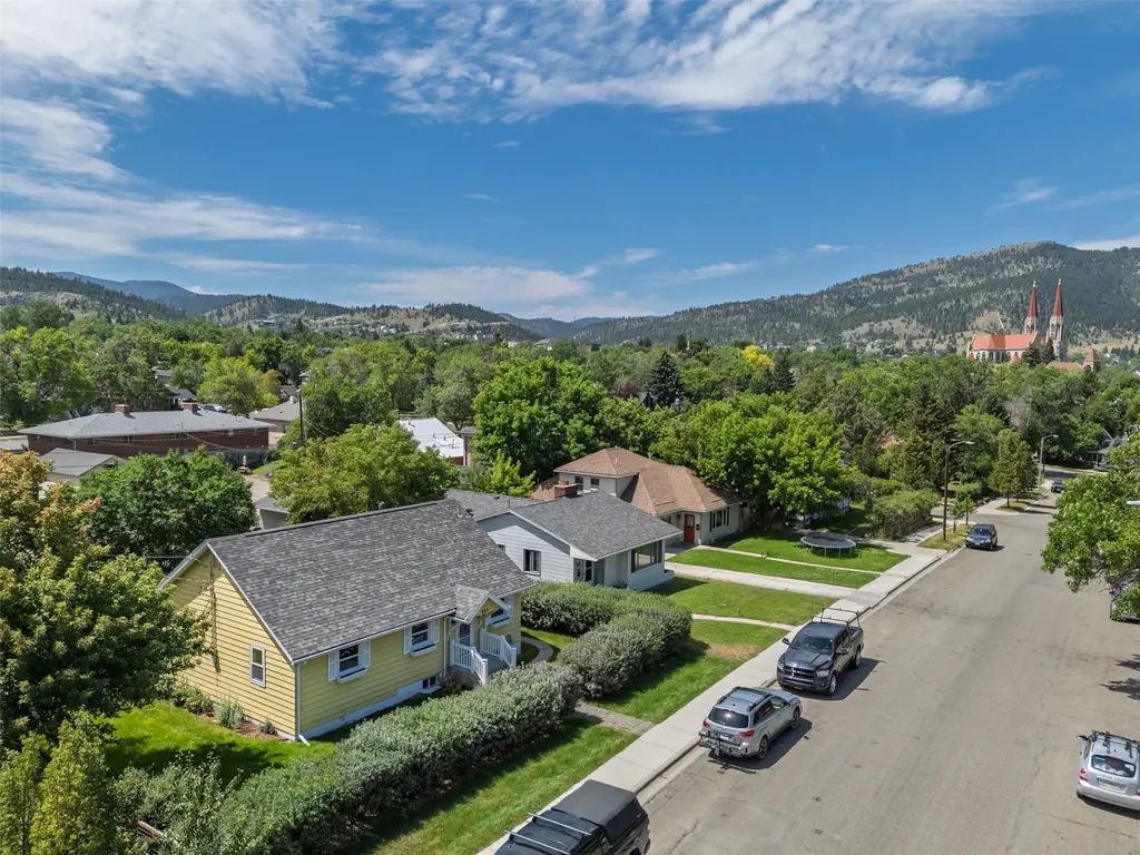 825 12th Avenue Helena MT 59601