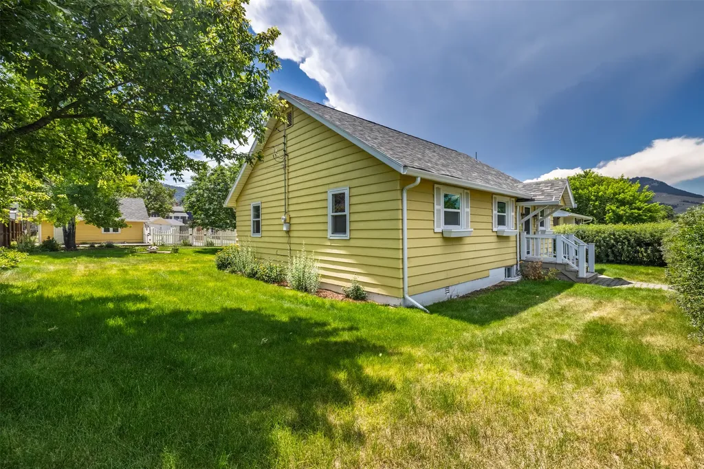 825 12th Avenue Helena MT 59601