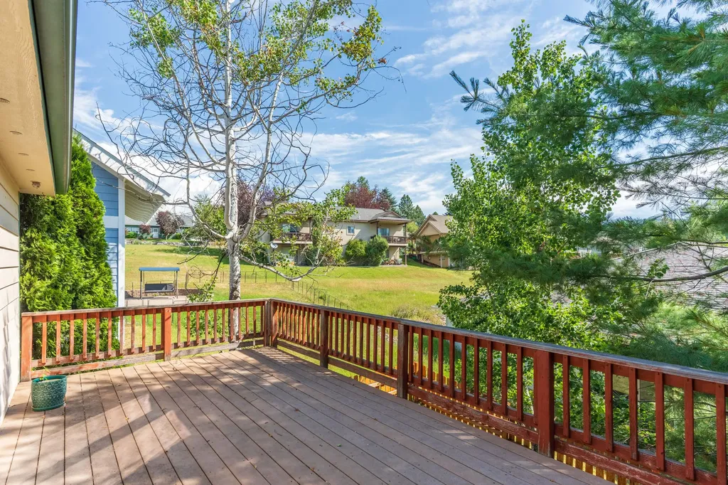 987 Electric Avenue Bigfork MT 59911