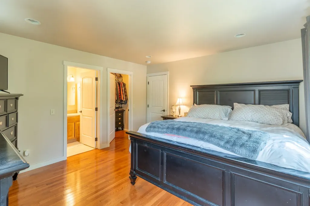 987 Electric Avenue Bigfork MT 59911