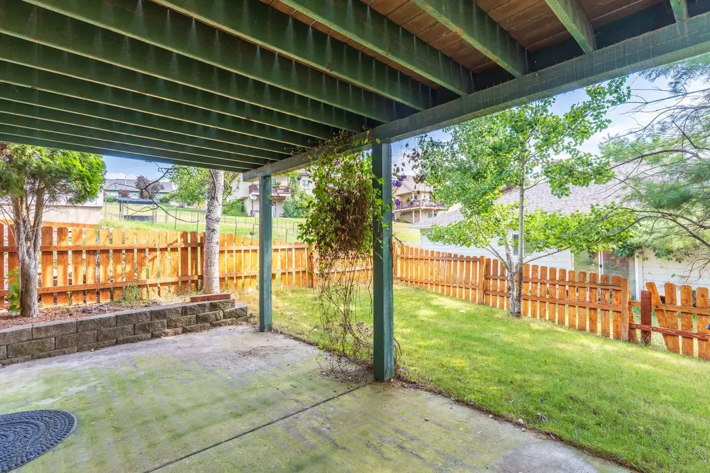 987 Electric Avenue Bigfork MT 59911