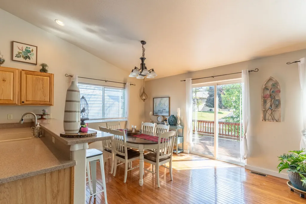 987 Electric Avenue Bigfork MT 59911