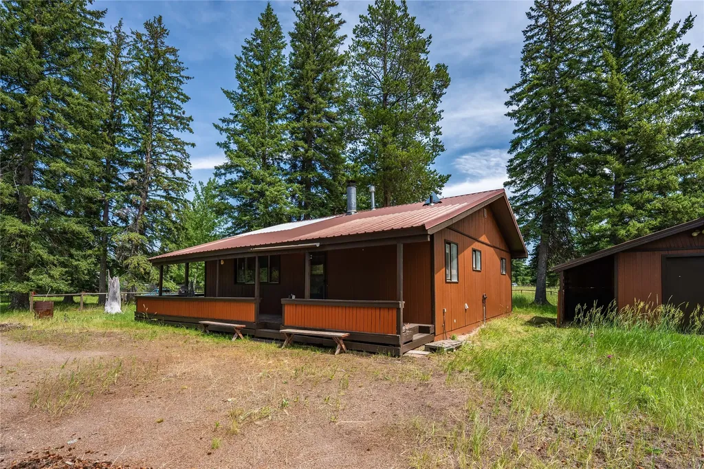 1361 Dalton Mountain Road Lincoln MT 59639