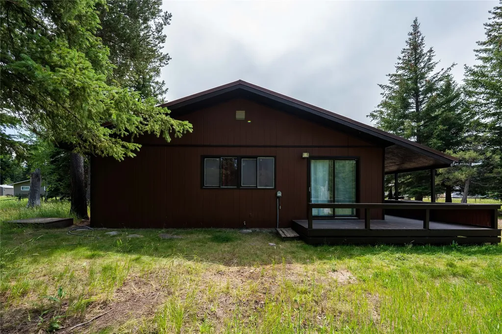 1361 Dalton Mountain Road Lincoln MT 59639