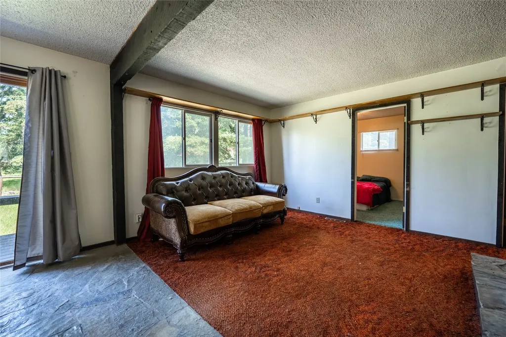 1361 Dalton Mountain Road Lincoln MT 59639