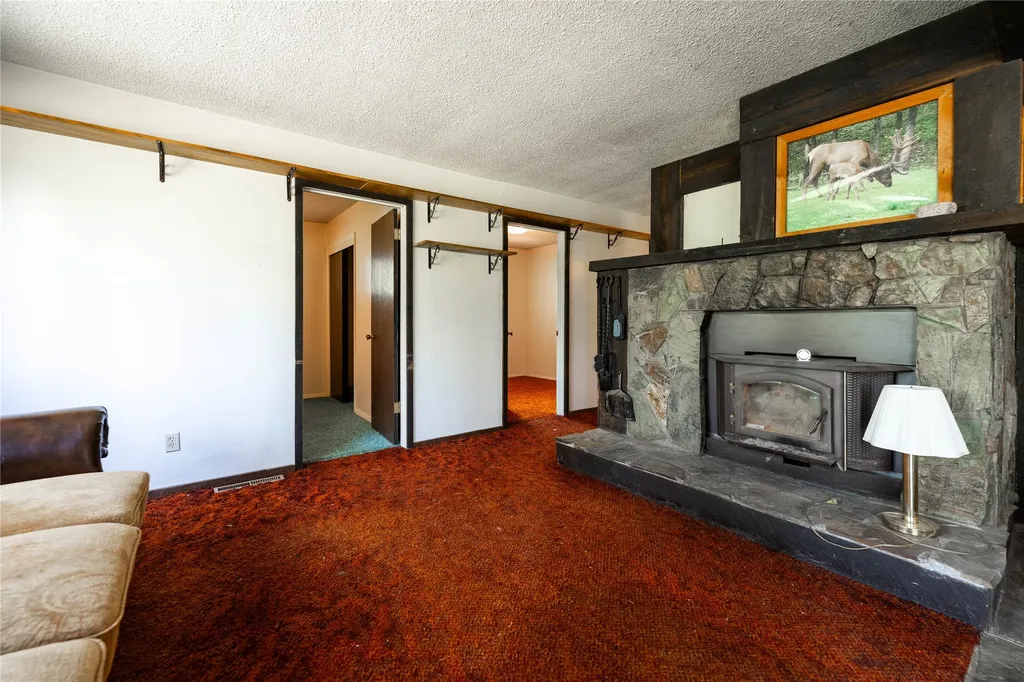 1361 Dalton Mountain Road Lincoln MT 59639