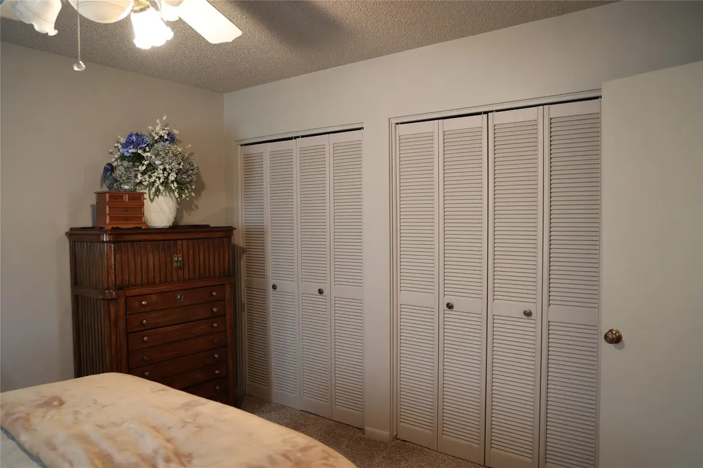 211 Illinois Avenue Valier MT 59486