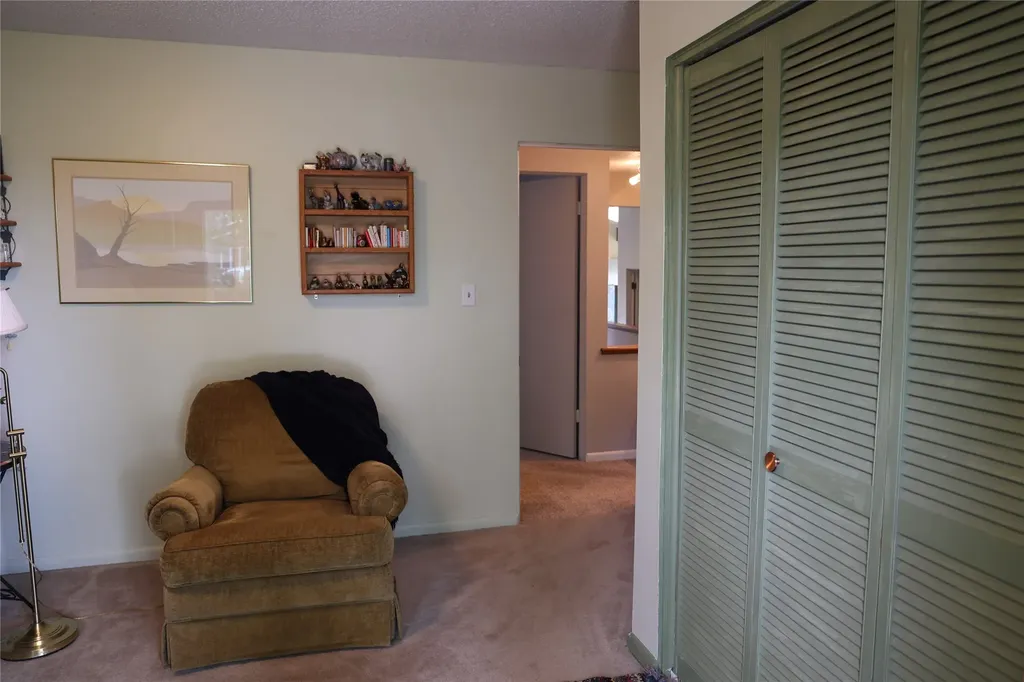 211 Illinois Avenue Valier MT 59486
