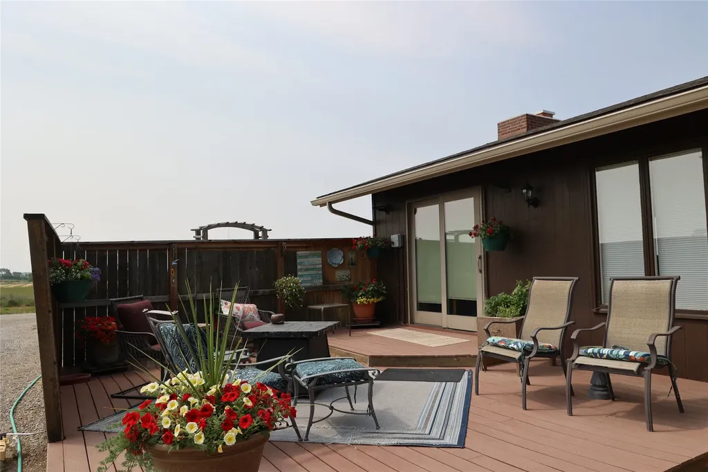 211 Illinois Avenue Valier MT 59486