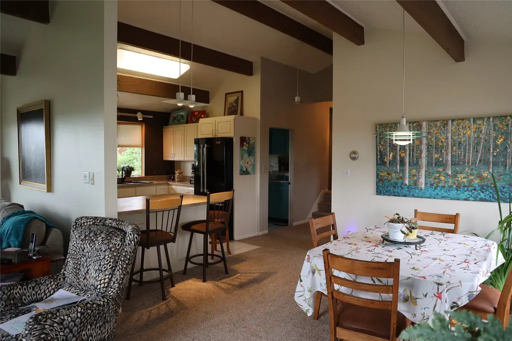 211 Illinois Avenue Valier MT 59486