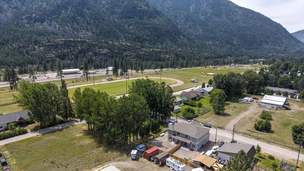 106 3rd Street Alberton MT 59820