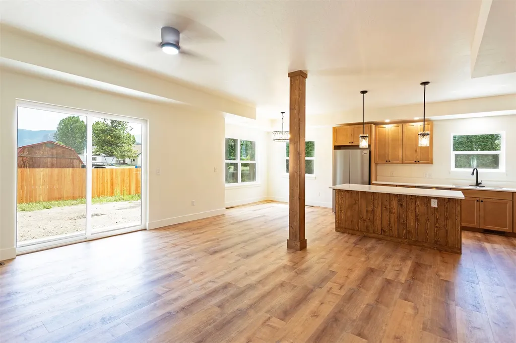 106 3rd Street Alberton MT 59820