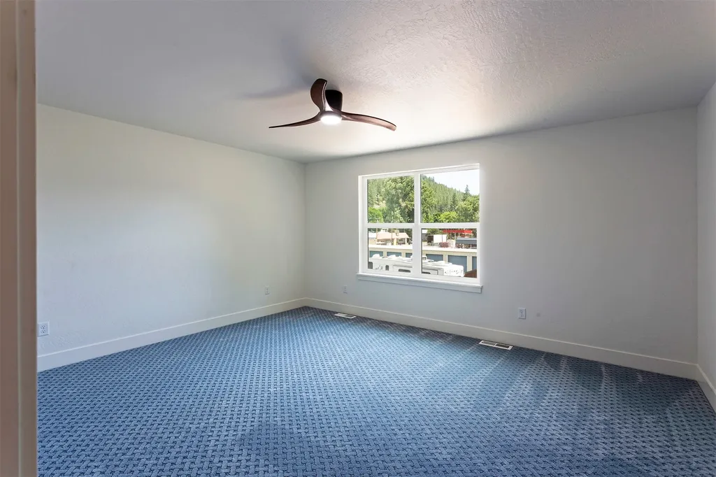 106 3rd Street Alberton MT 59820