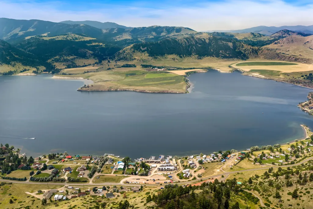 1465 Beartooth Road Wolf Creek MT 59648