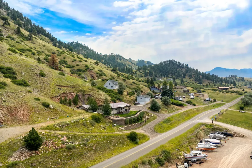 1465 Beartooth Road Wolf Creek MT 59648