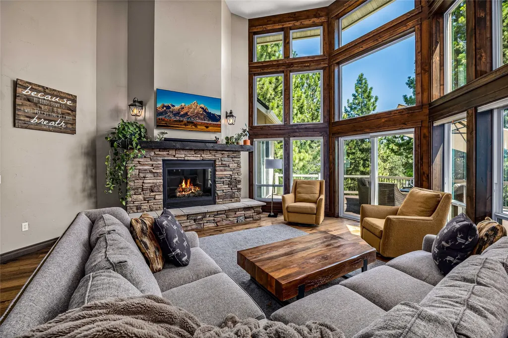 10679 Sugar Pine Place Lolo MT 59847