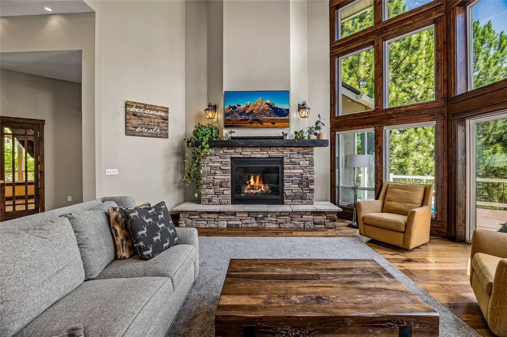 10679 Sugar Pine Place Lolo MT 59847