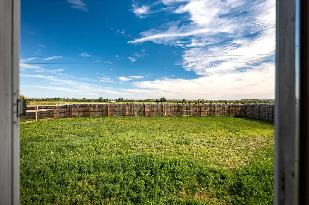 12854 Mt Highway 200 Simms MT 59477