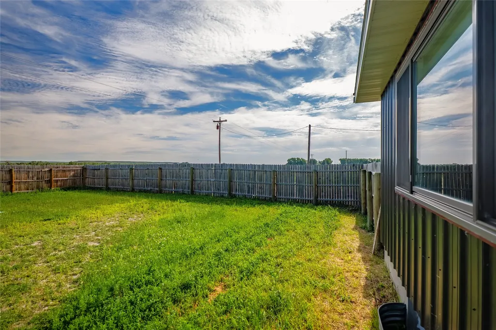 12854 Mt Highway 200 Simms MT 59477