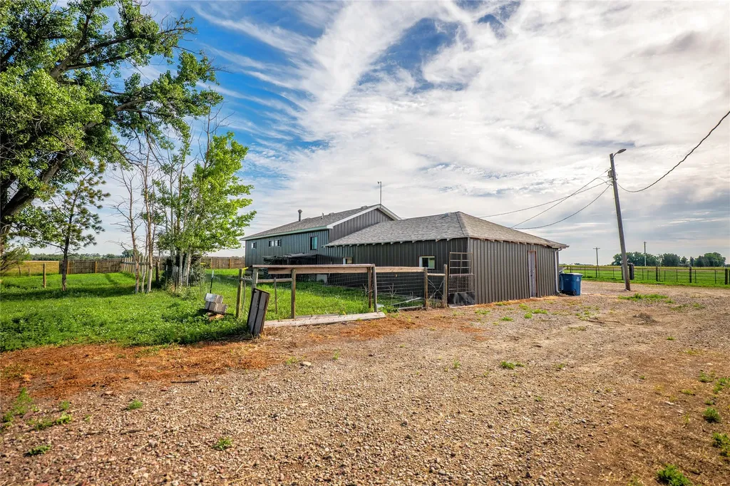 12854 Mt Highway 200 Simms MT 59477