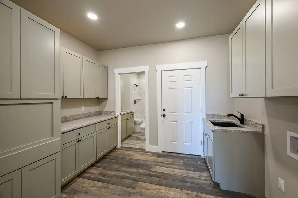 7429 Barbed Wire Drive Billings MT 59106