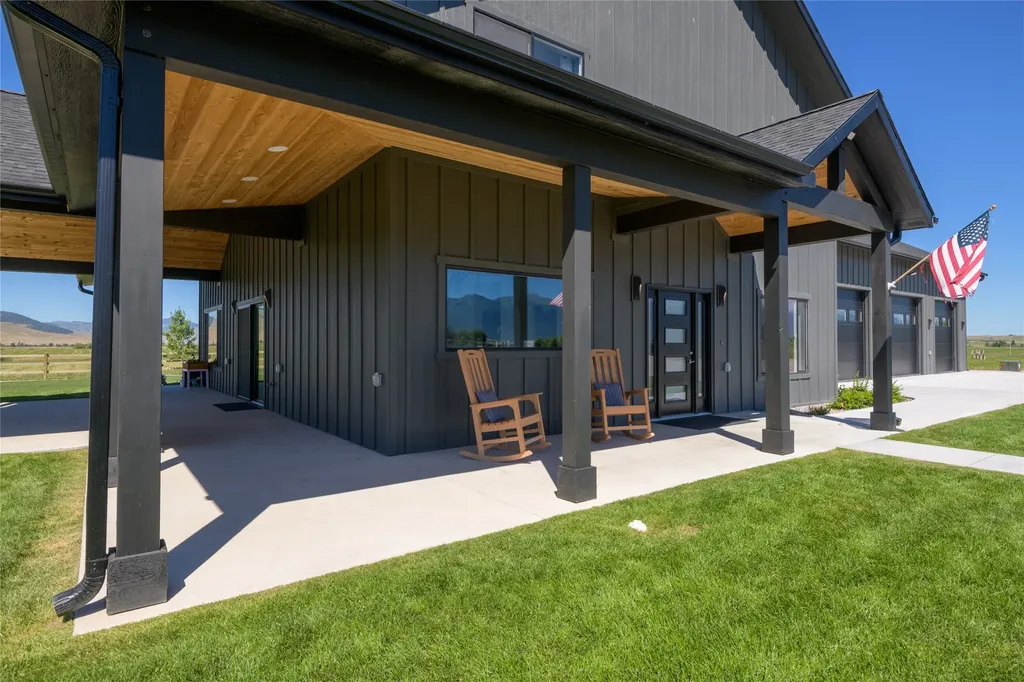 37702 Hawkins Road St Ignatius MT 59865
