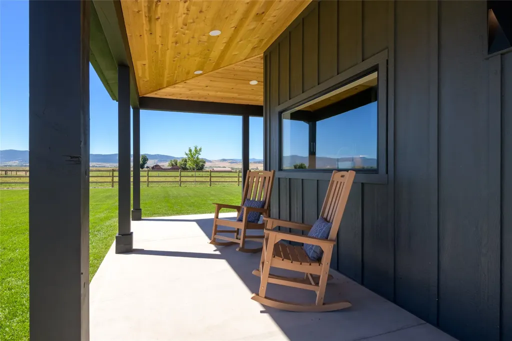 37702 Hawkins Road St Ignatius MT 59865