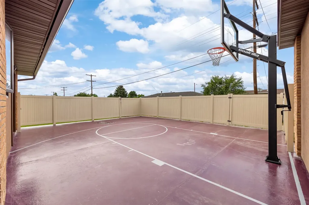2915 St Ann Street Butte MT 59701