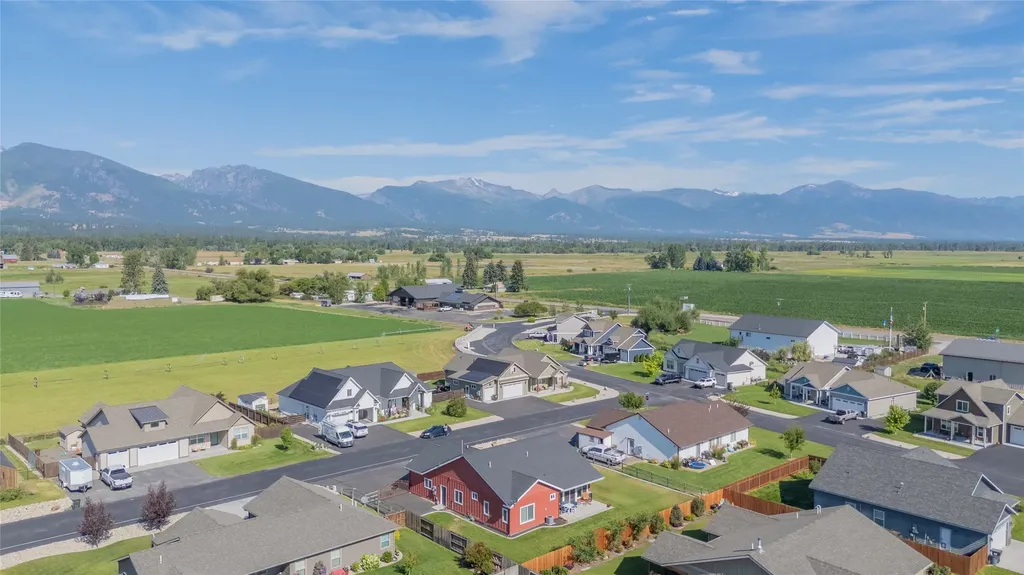 144 Farm Land Lane Corvallis MT 59828