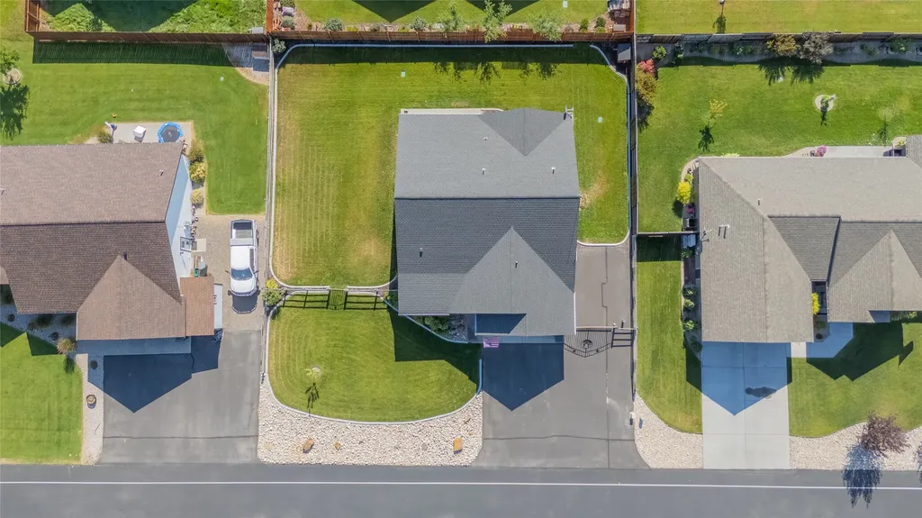 144 Farm Land Lane Corvallis MT 59828