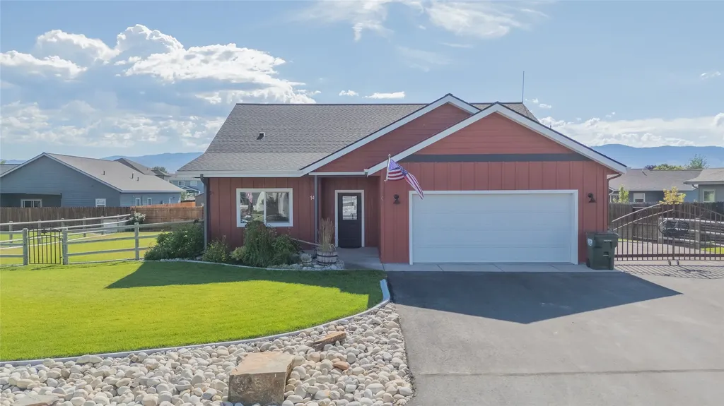 144 Farm Land Lane Corvallis MT 59828