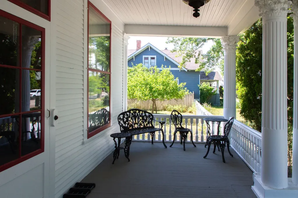 212 3rd Avenue E Polson MT 59860