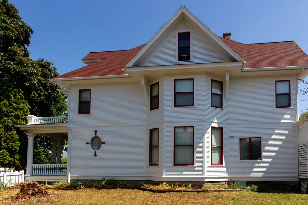 212 3rd Avenue E Polson MT 59860