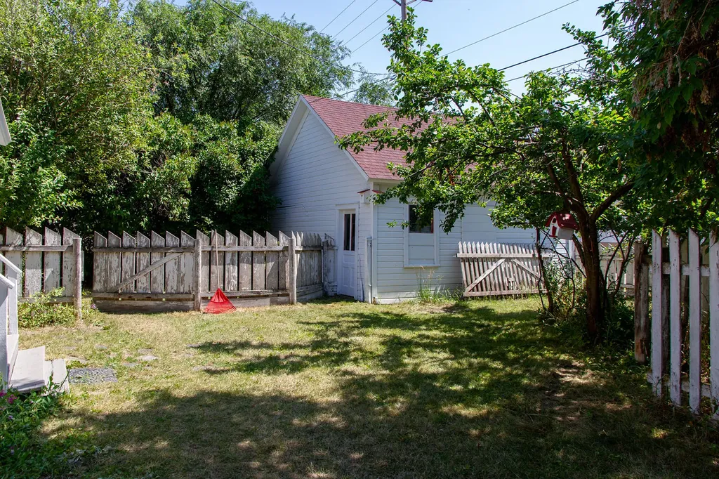 212 3rd Avenue E Polson MT 59860