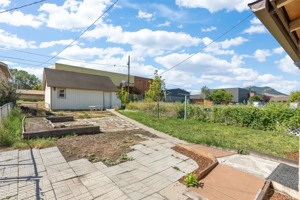 1325 E Lyndale Avenue Helena MT 59601