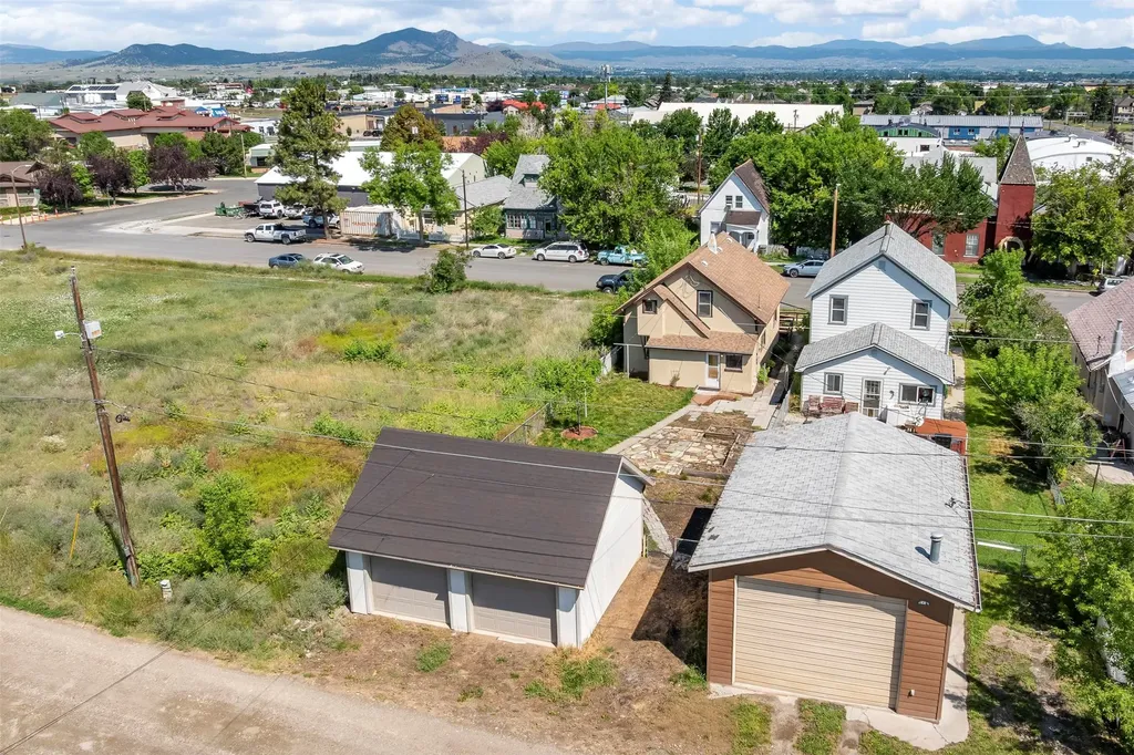 1325 E Lyndale Avenue Helena MT 59601