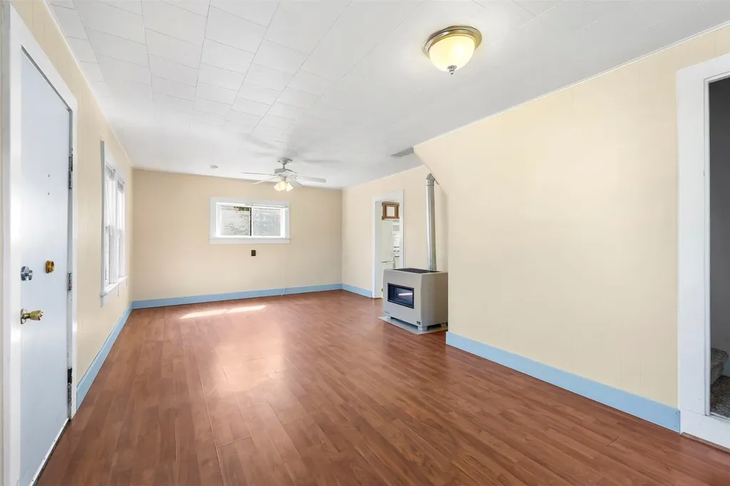 1325 E Lyndale Avenue Helena MT 59601