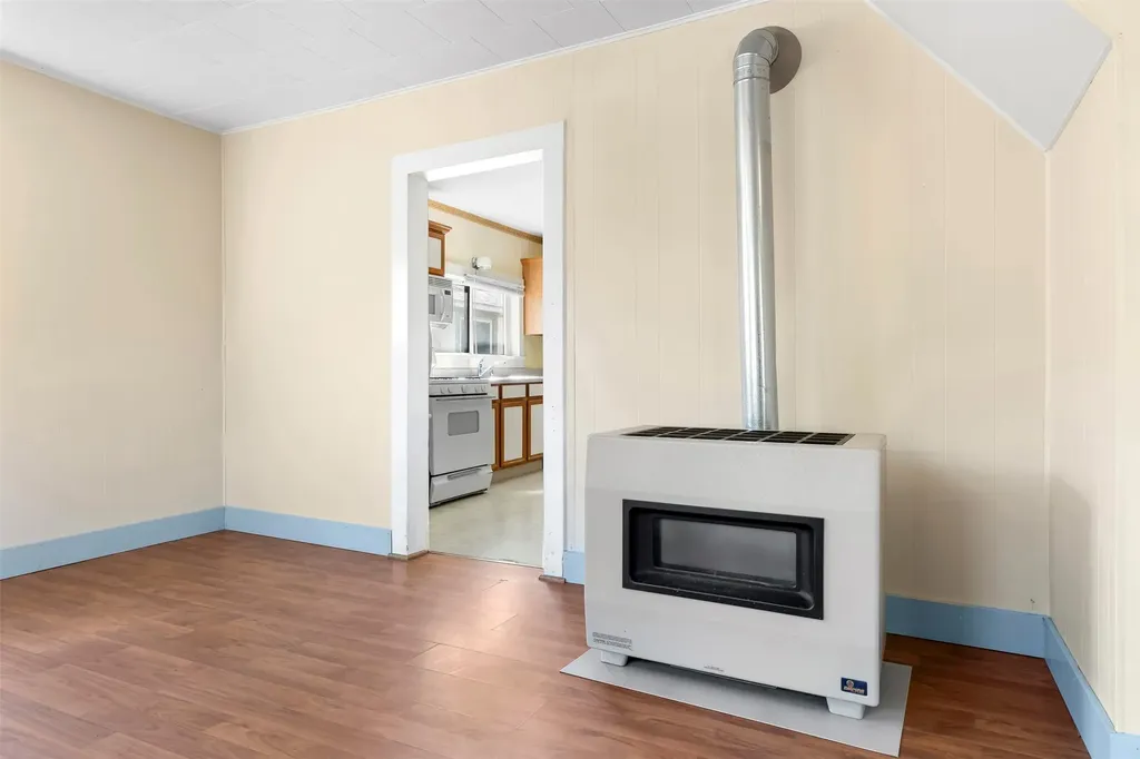 1325 E Lyndale Avenue Helena MT 59601