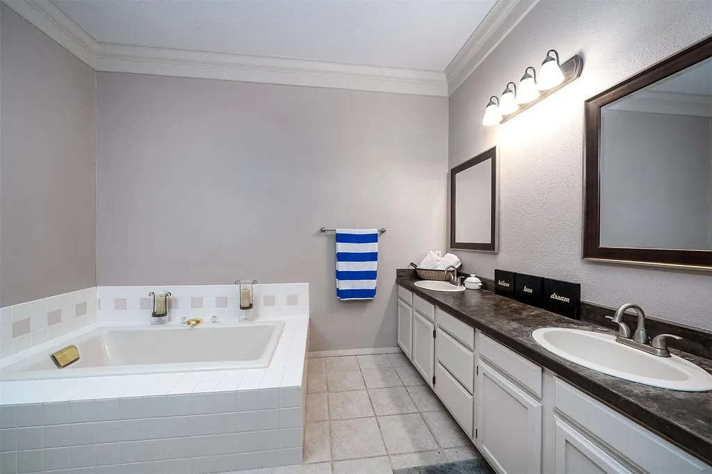 140 Pebble Way Bigfork MT 59911