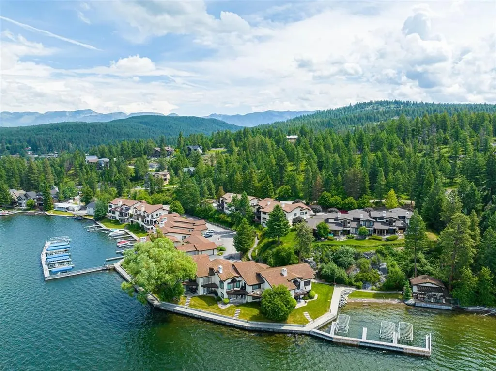 140 Pebble Way Bigfork MT 59911