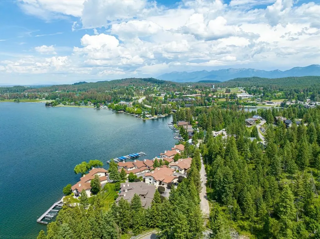 140 Pebble Way Bigfork MT 59911